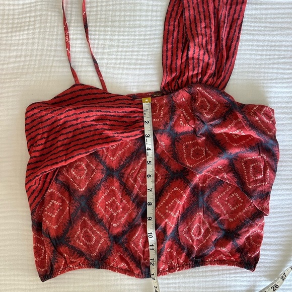 New Free People Medium Bohemian Asymmetrical Call On Me Top in Red/Navy - Picture 7 of 11